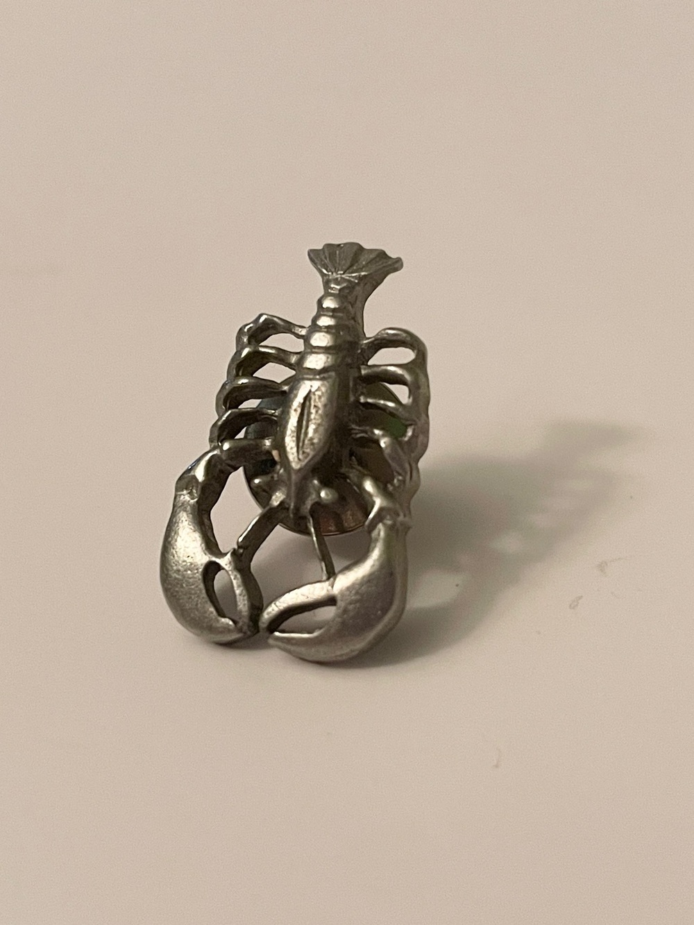 Vintage Pewter Lobster Lapel Pin Silver Tone Sea Life Crustacean Tie Tack⁠ - Picture 9 of 15